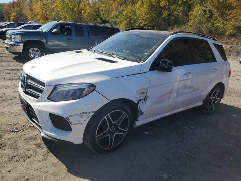 Mercedes-Benz GLE 63 S AMG 4MATIC , снимка 3 - Автомобили и джипове - 48167007