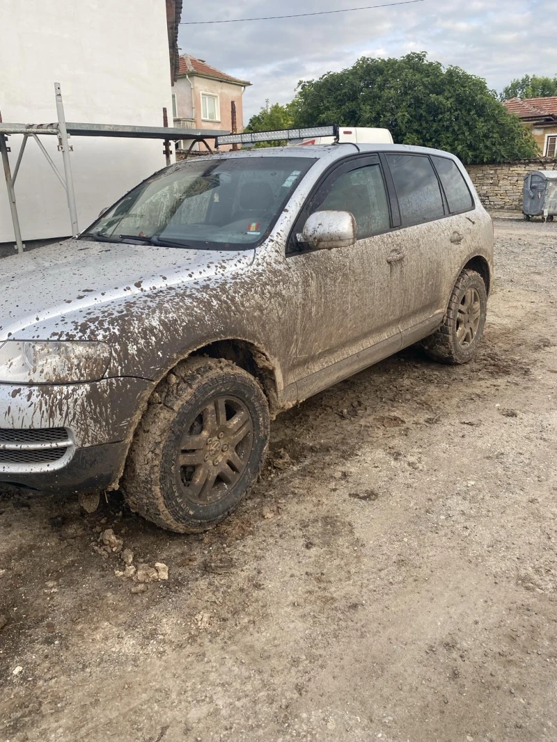 VW Touareg, снимка 2 - Автомобили и джипове - 49219499