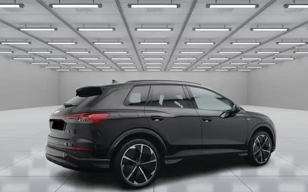 Audi Q4 e-Tron 45 Quattro = S-line = Гаранция, снимка 4 - Автомобили и джипове - 55477223