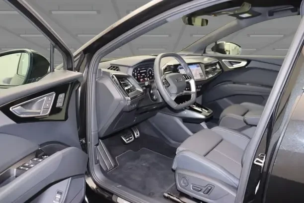 Audi Q4 e-Tron 45 Quattro = S-line = Гаранция, снимка 6 - Автомобили и джипове - 55477223