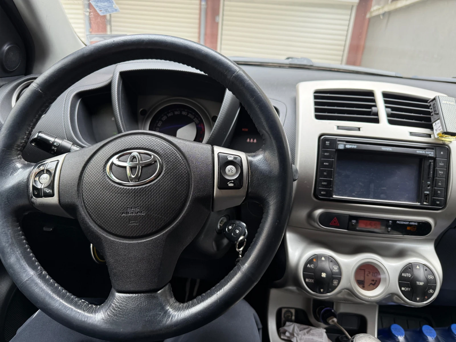 Toyota Urban Cruiser 1.4 D-4D , 4x4 - изображение 2