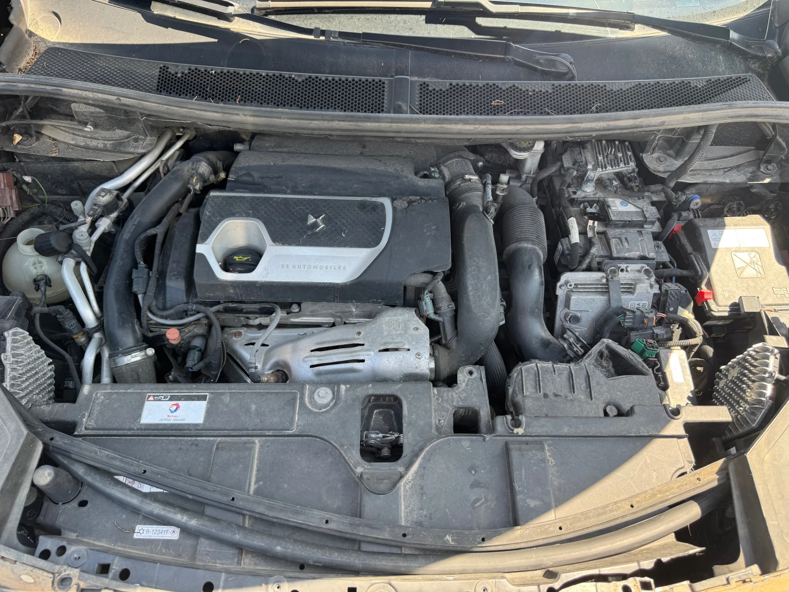 DS DS 7 Crossback 4WD* 82900km* Plug in* Панорама* КОЖА* КАМЕРА - изображение 6