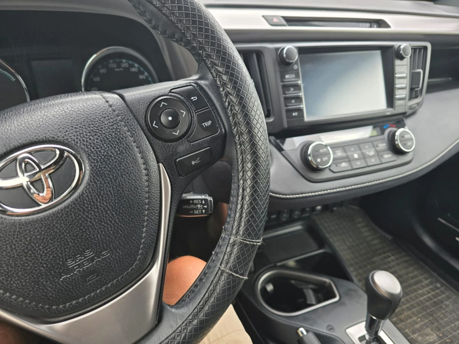 Toyota Rav4  - изображение 5