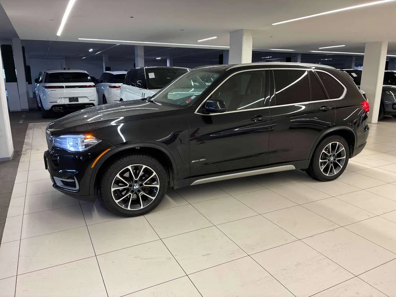 BMW X5 xDrive35i/CARFAX/ВТОРИ ГУМИ/ПОДГРЕВИ, снимка 3 - Автомобили и джипове - 53984879