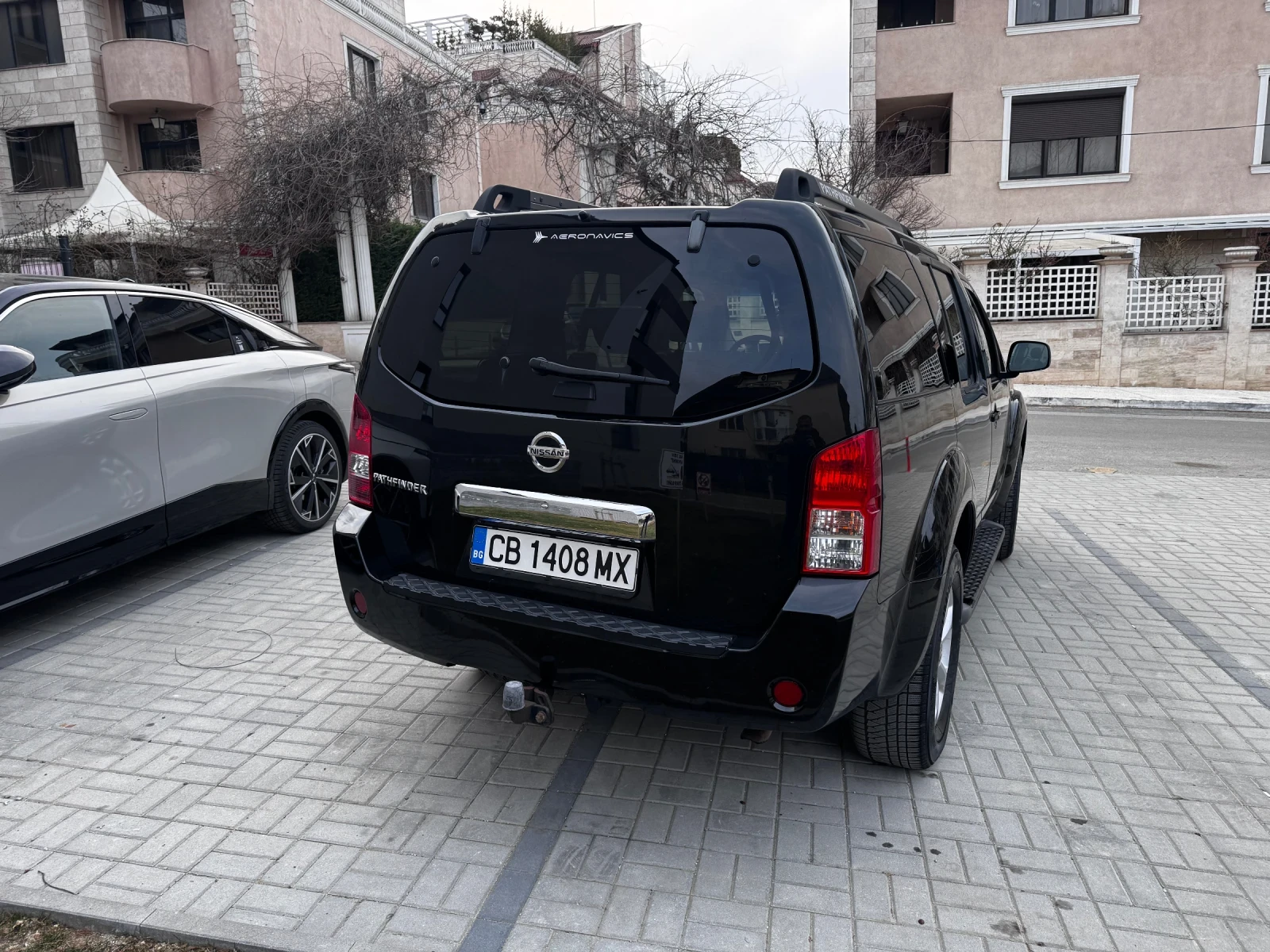 Nissan Pathfinder 2.5D 7 места Автоматик , снимка 5 - Автомобили и джипове - 54340956