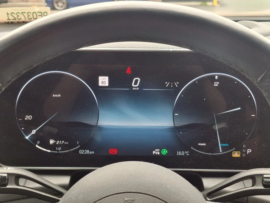 Mercedes-Benz GLC 300 4MATIC* AMG* BURMESTER* HEAD UP* DIS* КРАЙНА ЦЕНА, снимка 5 - Автомобили и джипове - 55503293