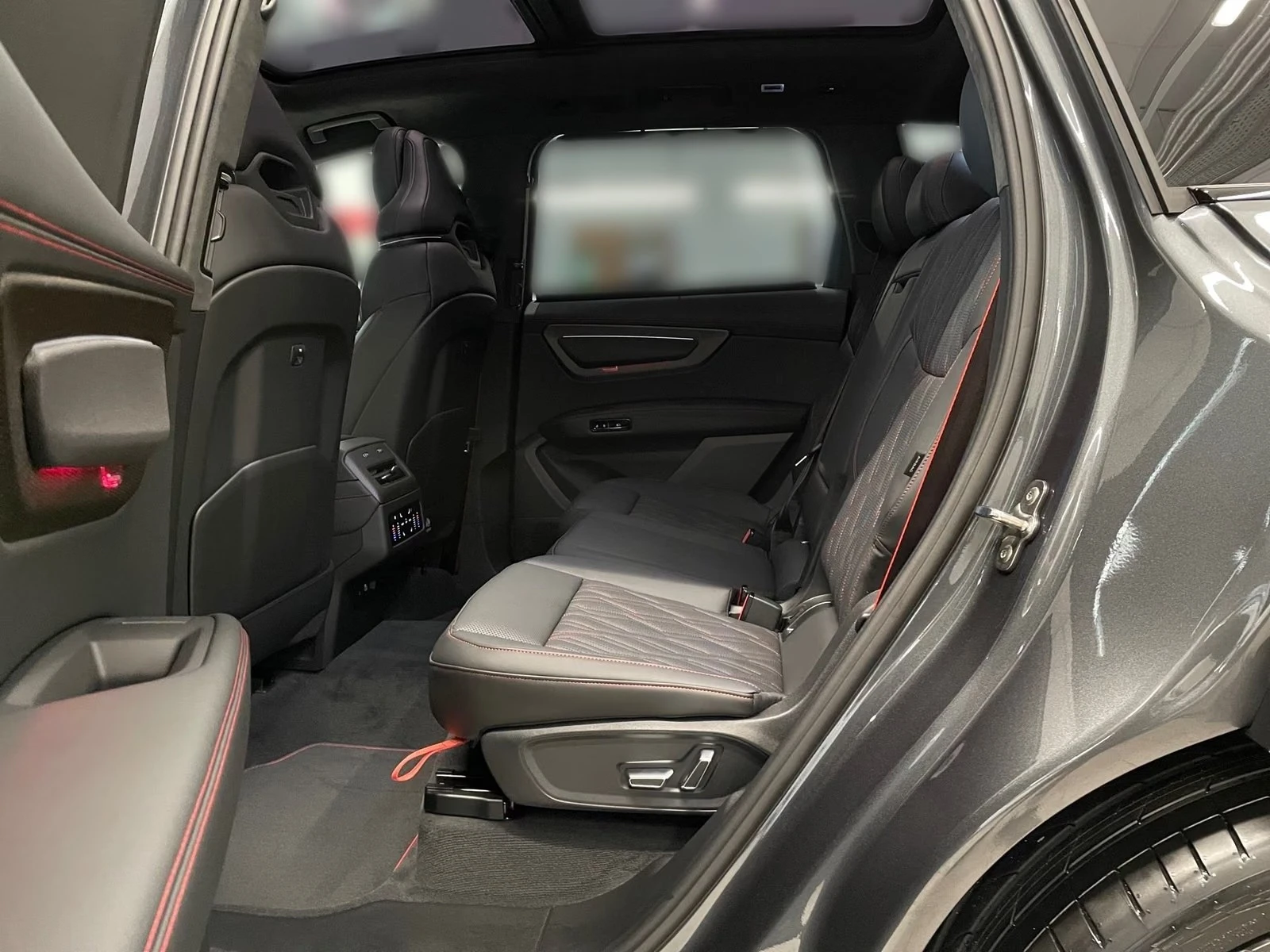 Audi Q7 S Line, снимка 6 - Автомобили и джипове - 55843565