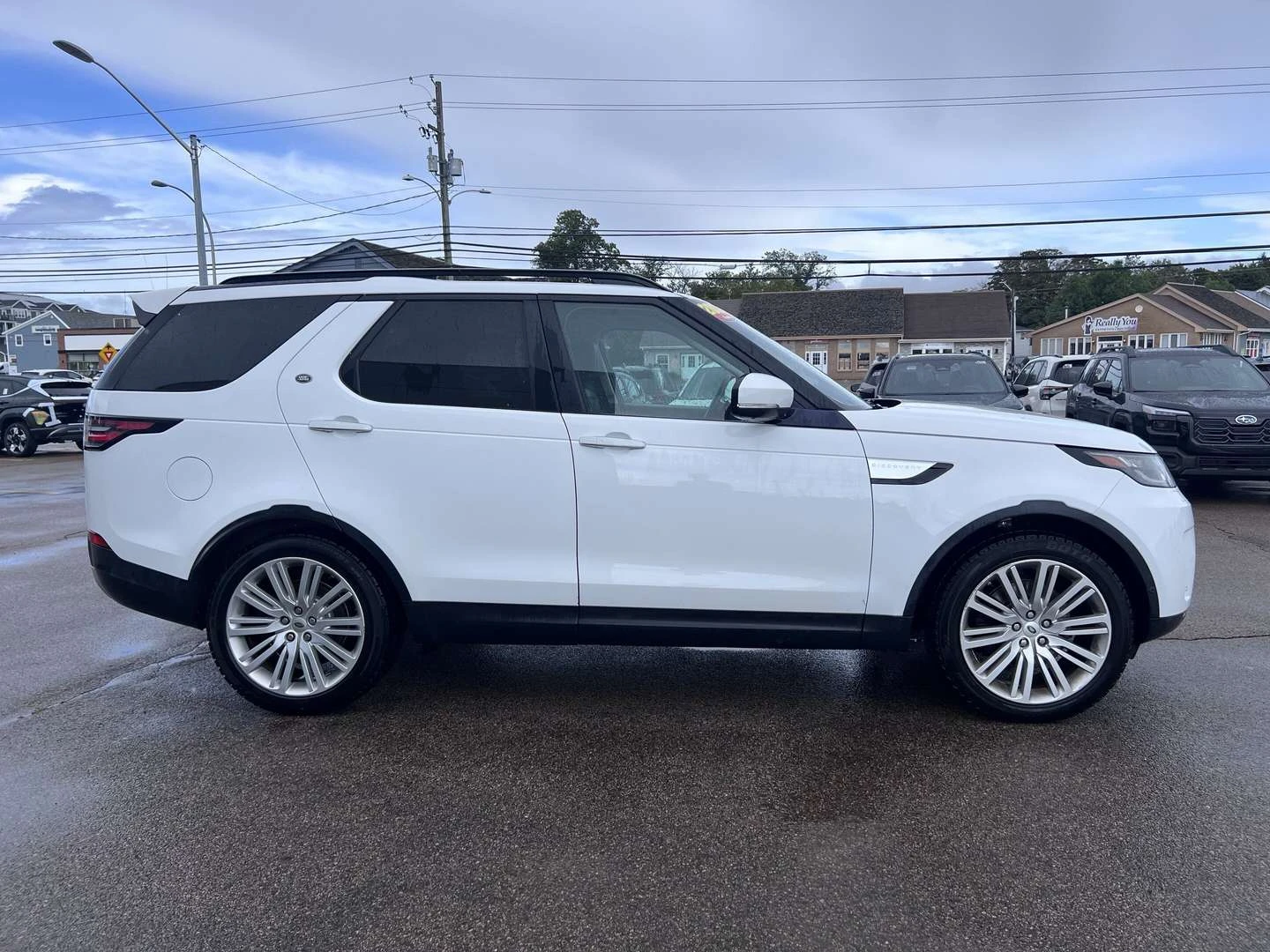 Land Rover Discovery, снимка 4 - Автомобили и джипове - 56020299