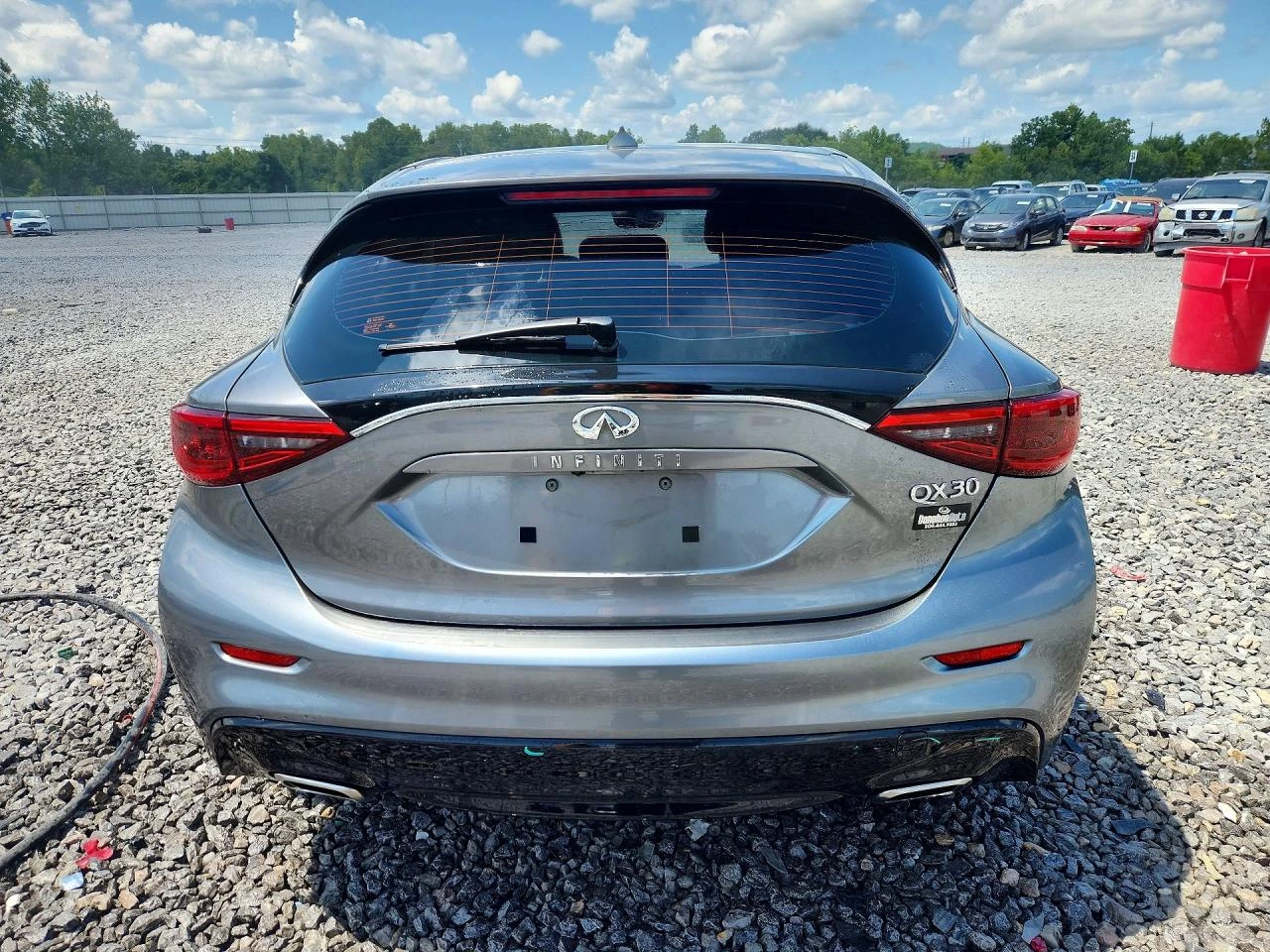 Infiniti QX30 2.0l Base, снимка 6 - Автомобили и джипове - 56024593