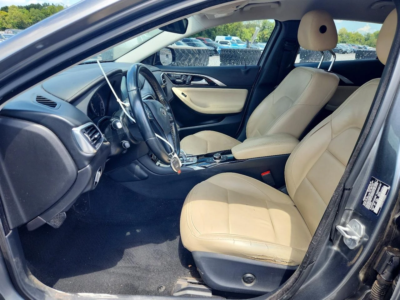 Infiniti QX30 2.0l Base, снимка 7 - Автомобили и джипове - 56024593