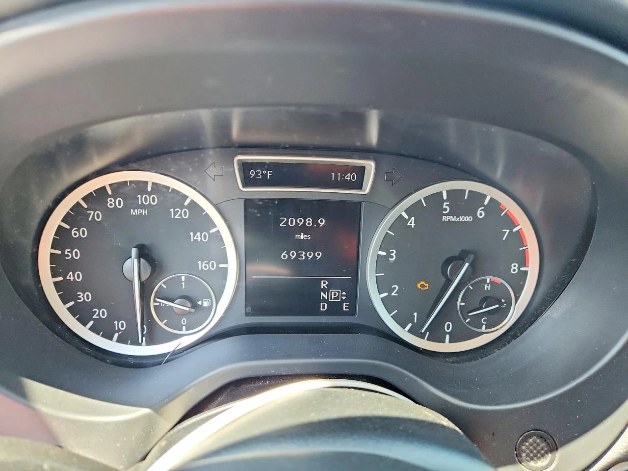 Infiniti QX30 2.0l Base, снимка 9 - Автомобили и джипове - 56024593