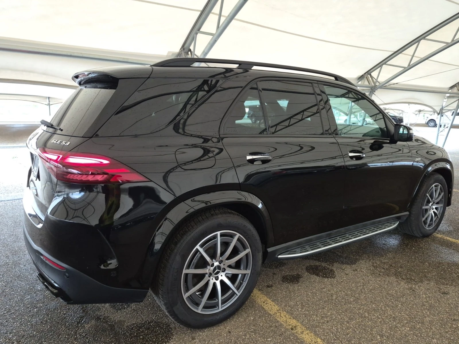 Mercedes-Benz GLE 53 4MATIC * AMG  * АВТОКРЕДИТ БЕЗ ПЪРВОНАЧАЛНА ВНОСКА* , снимка 3 - Автомобили и джипове - 56089742