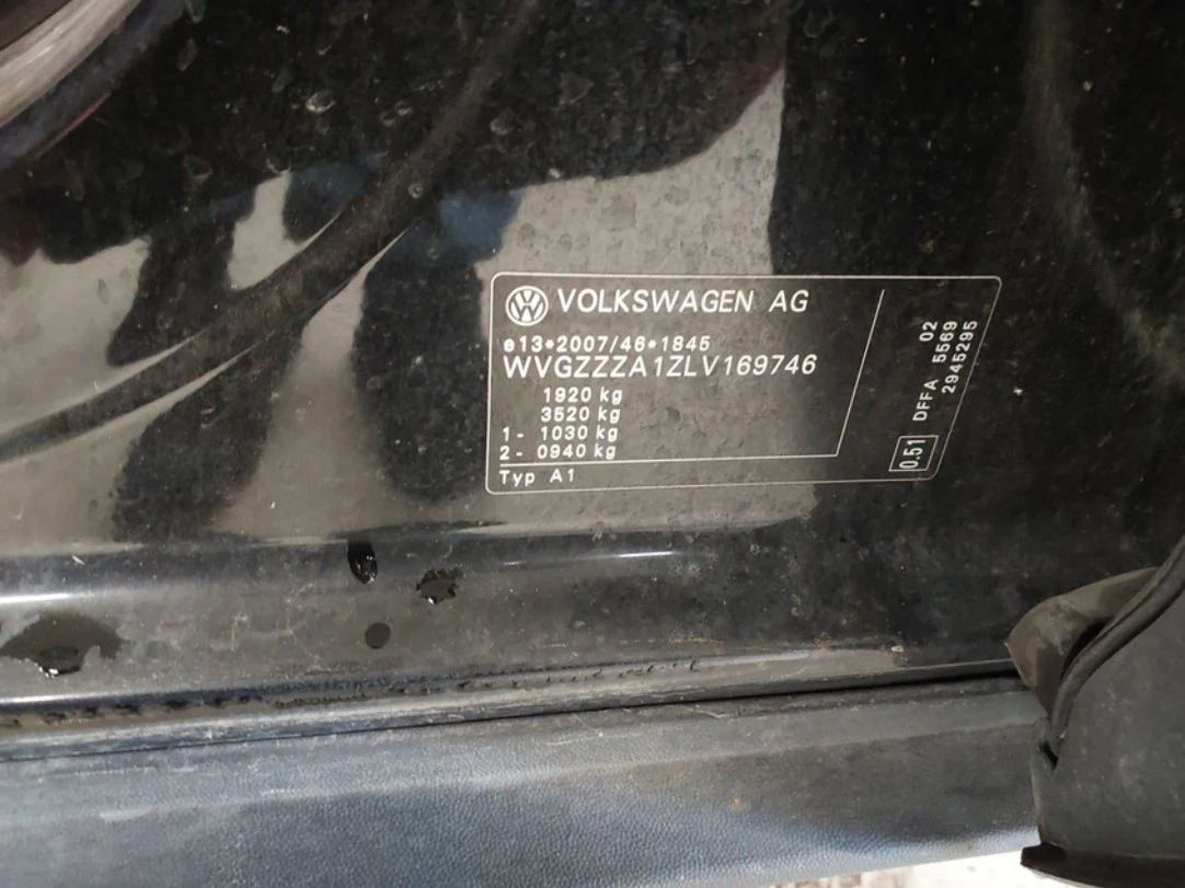 VW T-Roc 2.0 TDI/ DESIGN/ Очакван!, снимка 10 - Автомобили и джипове - 56111908