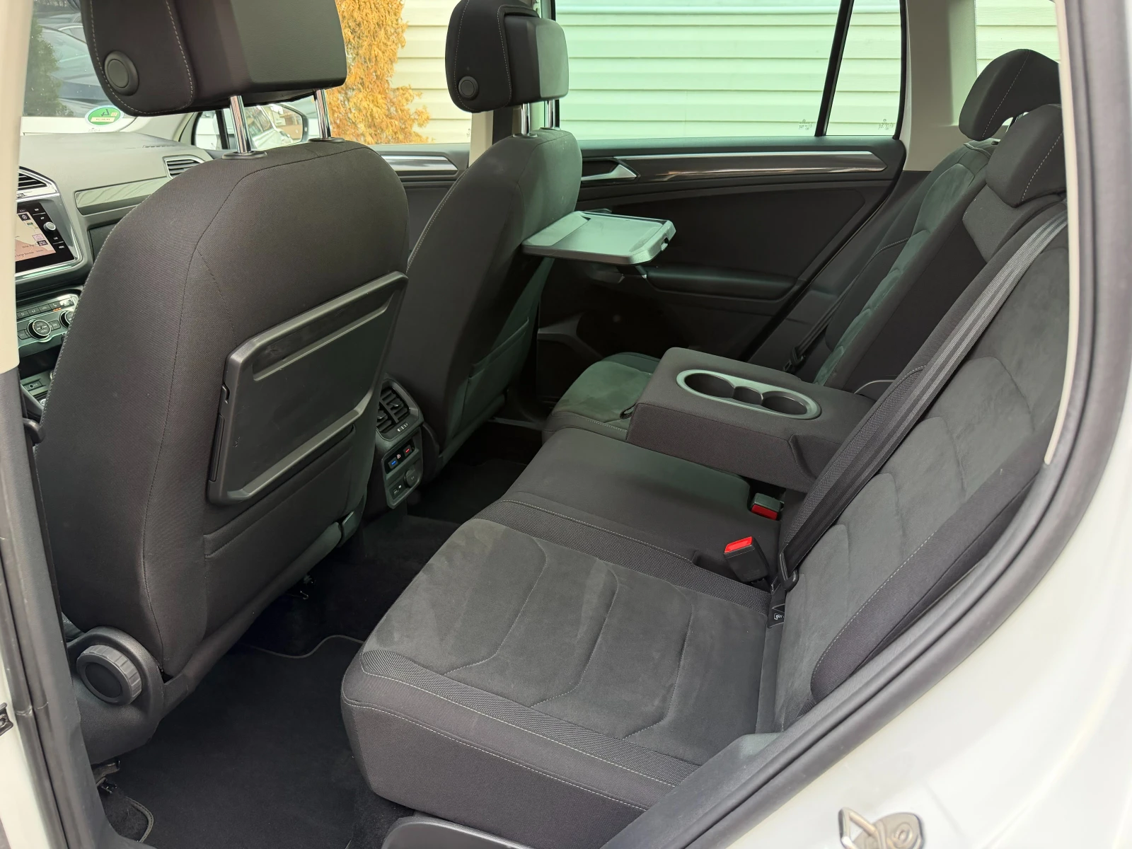 VW Tiguan R-Line* 4�4* VIRTUAL* �������� ��-�� � ����� �-�� | Mobile.bg � ����������� 9