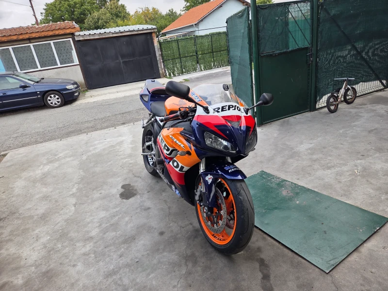 Honda Cbr 1000rr, снимка 4 - Мотоциклети и мототехника - 52297191