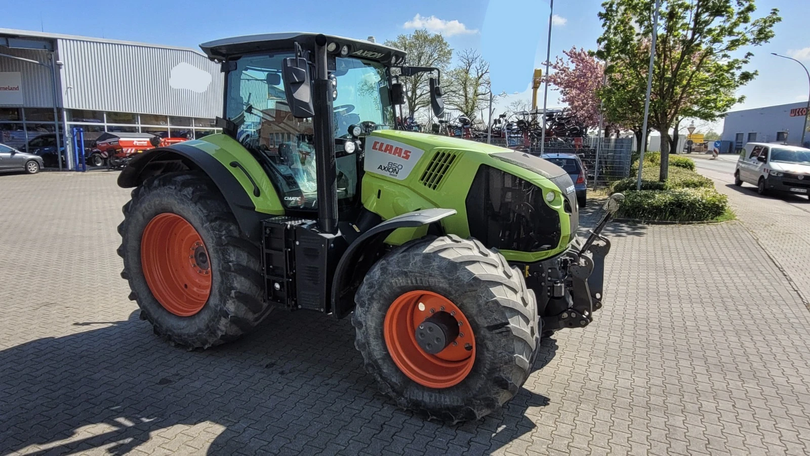 Трактор Claas AXION 850 CEBIS НАВИГАЦИЯ ЛИЗИНГ, снимка 9 - Селскостопанска техника - 55459740