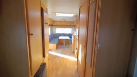 Каравана Wilk Deluxe 701, снимка 6 - Каравани и кемпери - 53625347