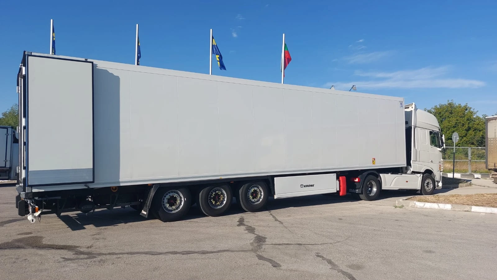 За камион Други KRONE, снимка 3 - Ремаркета - 54166284