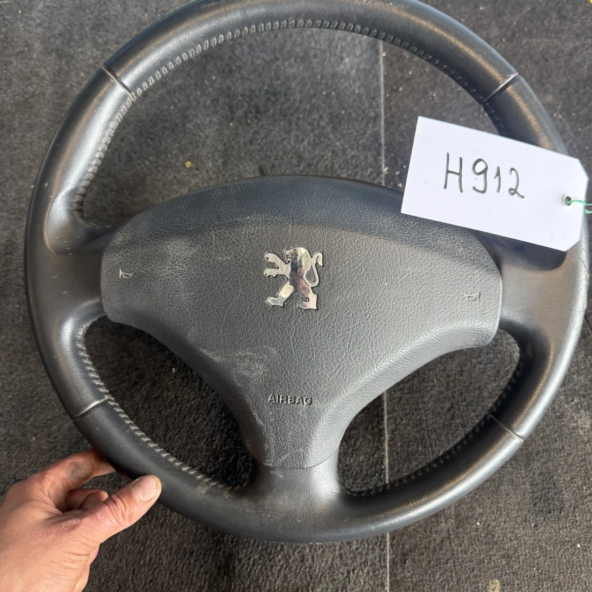 Трилъчев волан за Peugeot 3008 CV351351ZE ном 912