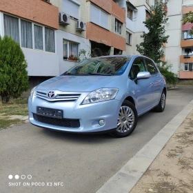 Toyota Auris, снимка 1