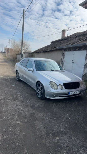 Mercedes-Benz E 270, снимка 2