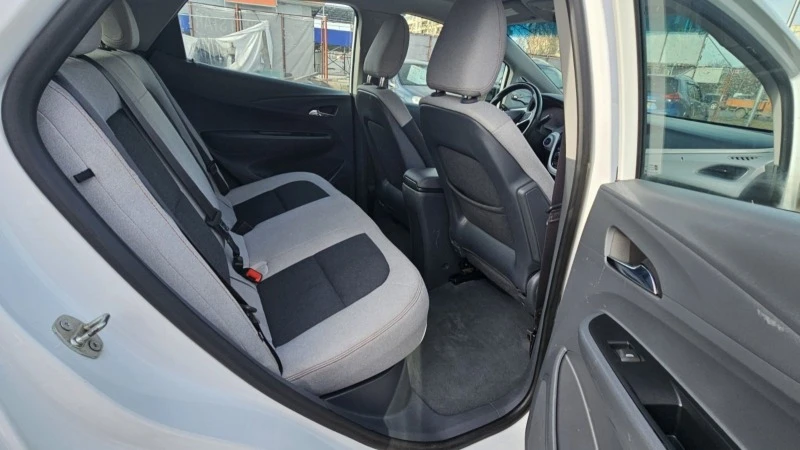 Chevrolet Bolt EV, снимка 14 - Автомобили и джипове - 44143594