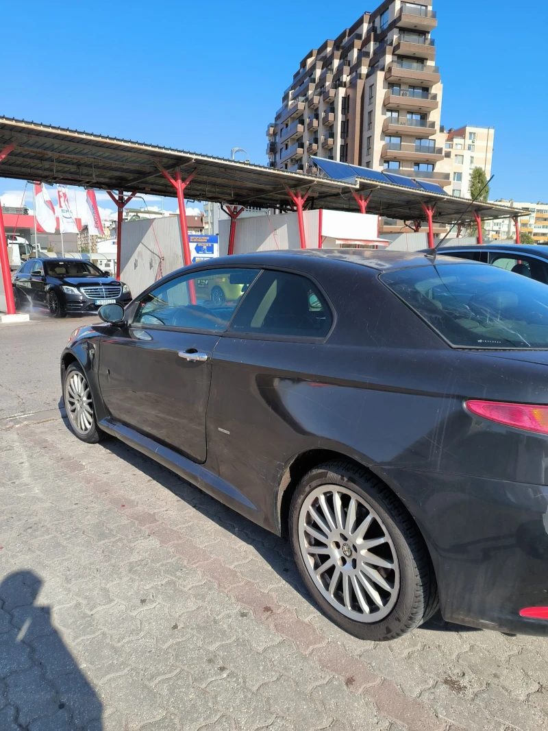 Alfa Romeo Gt, снимка 4 - Автомобили и джипове - 47558880