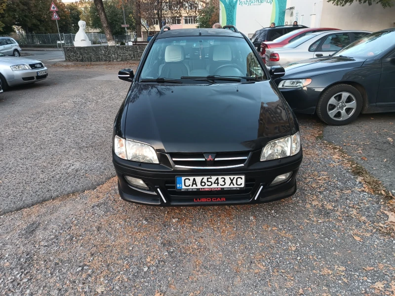 Mitsubishi Space star, снимка 1 - Автомобили и джипове - 47750114