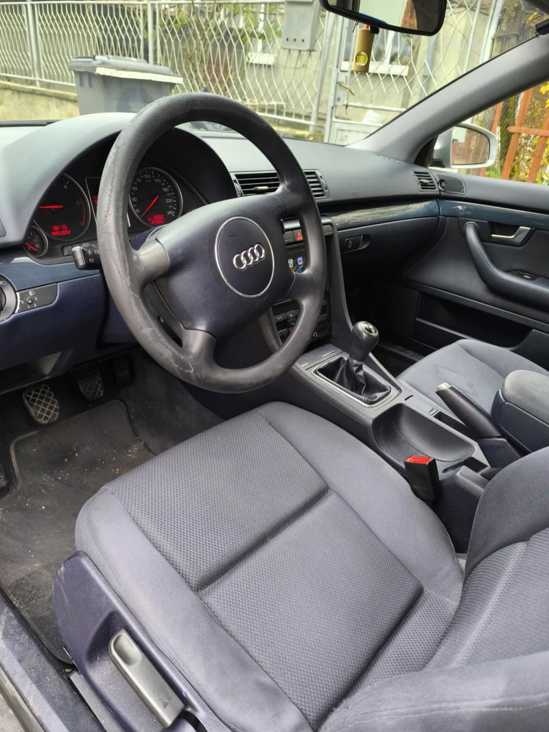 Audi A4 1.9 TDI, снимка 6 - Автомобили и джипове - 47978473