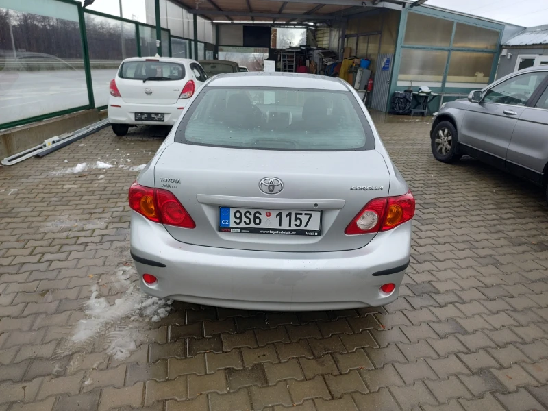 Toyota Corolla 1.3 + LPG + 6ск., снимка 4 - Автомобили и джипове - 48490876