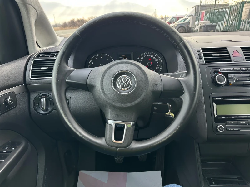 VW Touran 1.4 TSI EURO 5A, снимка 16 - Автомобили и джипове - 48293856