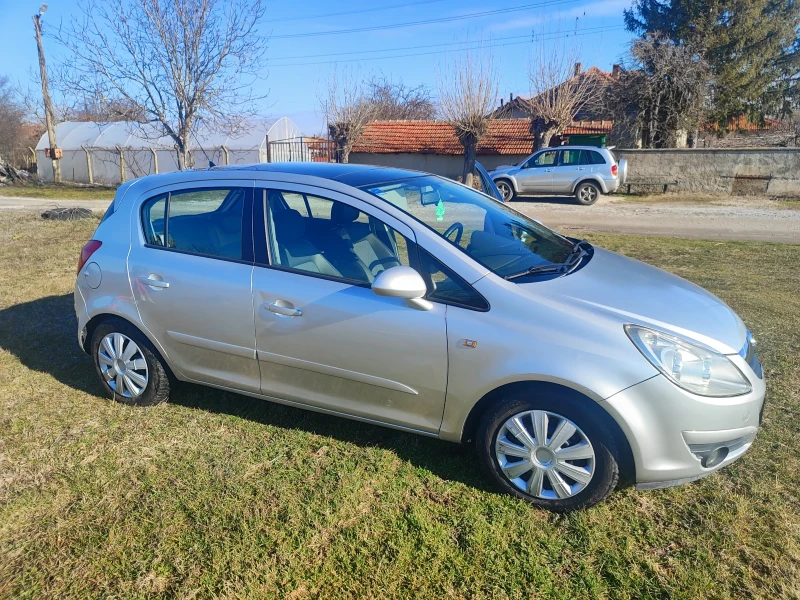 Opel Corsa, снимка 2 - Автомобили и джипове - 48825923