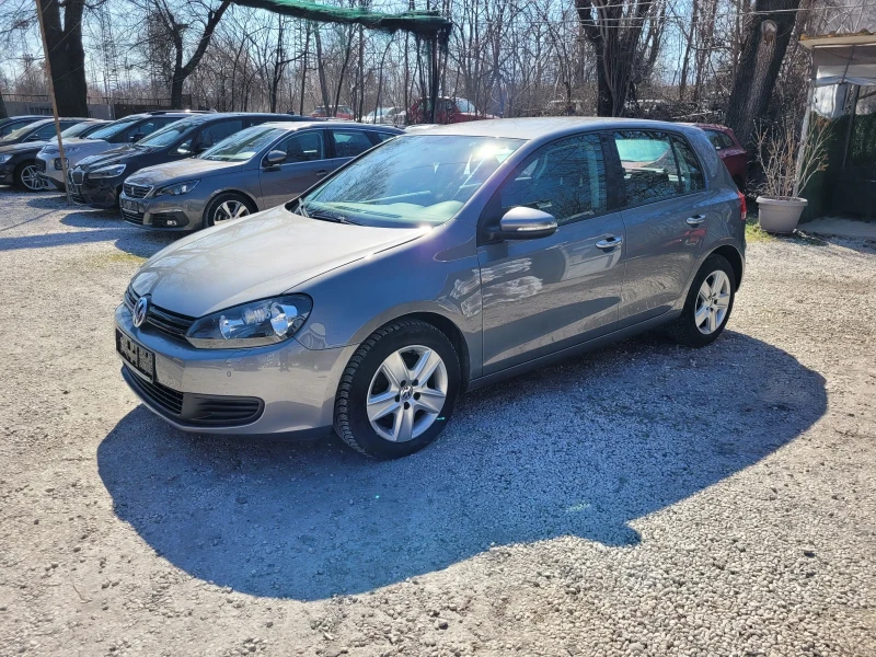 VW Golf 1.6 TDI, снимка 1 - Автомобили и джипове - 49439133