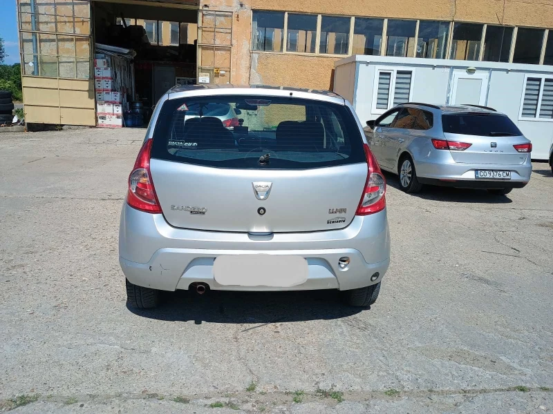 Dacia Sandero 1.4 Бензин/Газ с климатик, снимка 9 - Автомобили и джипове - 51030902