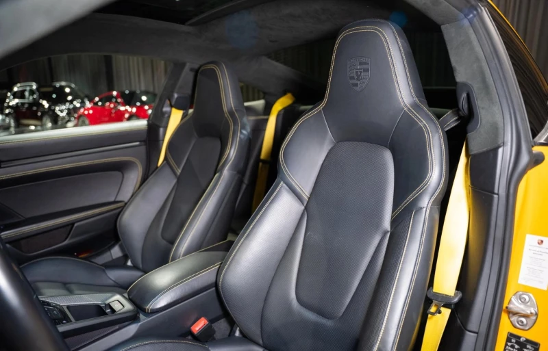 Porsche 911 Carrera 4 GTS Coupe, снимка 15 - Автомобили и джипове - 51404380