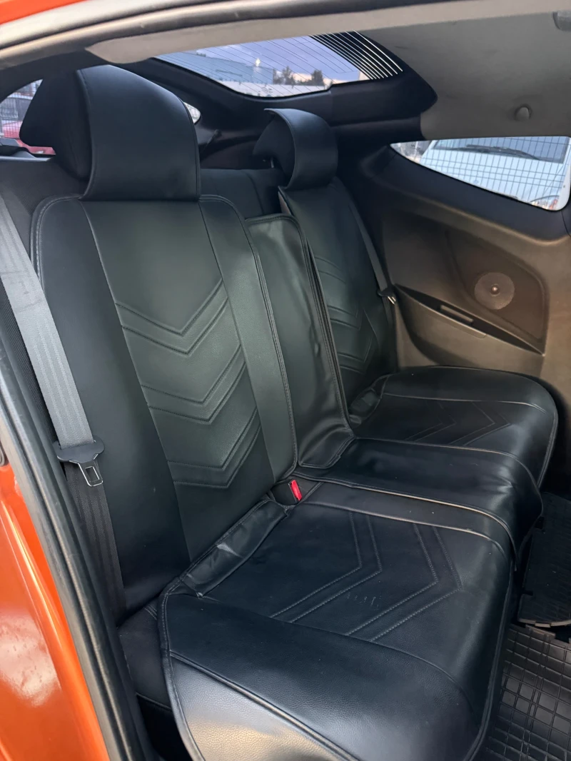 Hyundai Veloster  1.6T* 200кс* GRAND PRIX* РЕГИСТРАЦИЯ* ГАЗ* ТОП* * , снимка 14 - Автомобили и джипове - 52016543