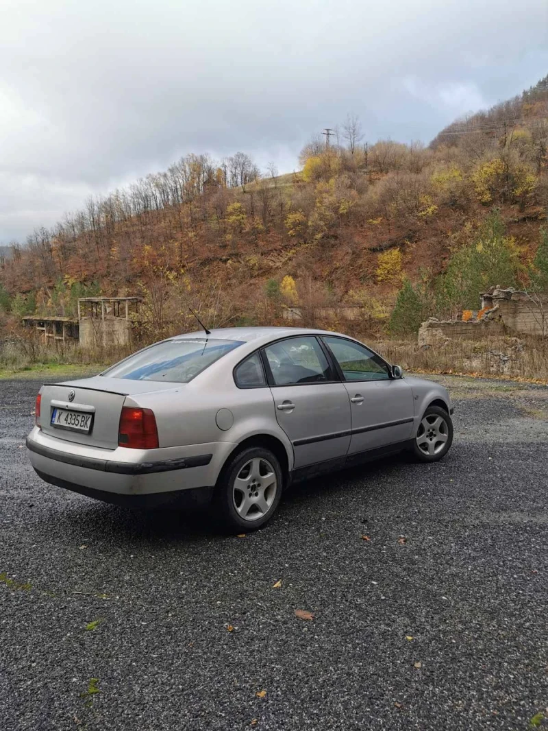 VW Passat 1.9tdi AFN 110k.c, снимка 3 - Автомобили и джипове - 52996457