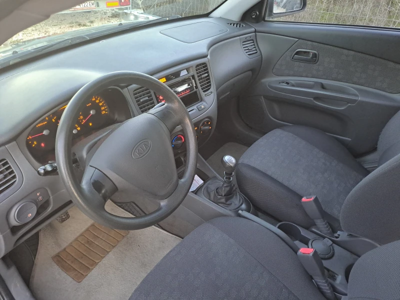 Kia Rio 1.4iKLIMA, NAVIGATOR , снимка 13 - Автомобили и джипове - 53284033