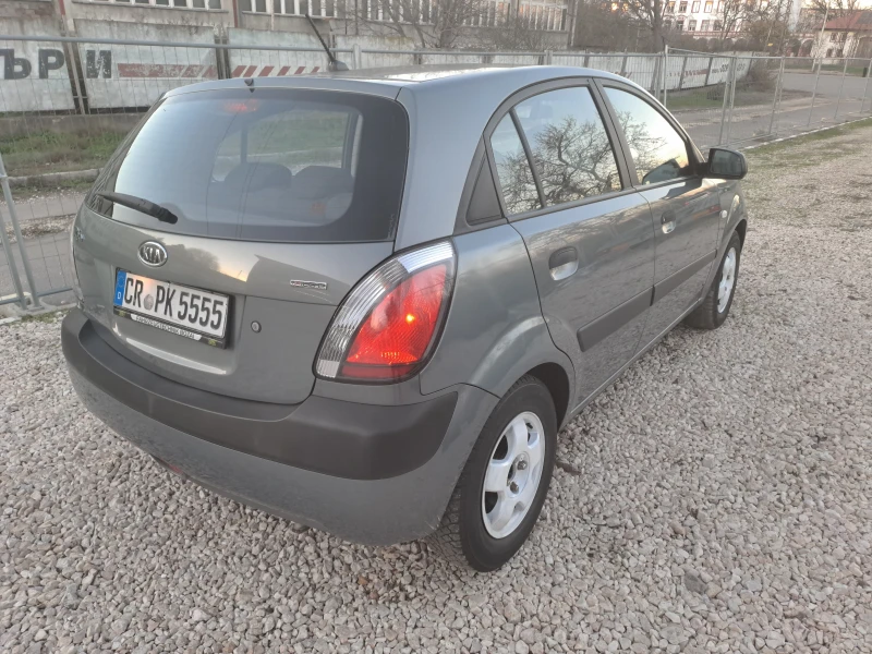 Kia Rio 1.4iKLIMA, NAVIGATOR , снимка 4 - Автомобили и джипове - 53284033