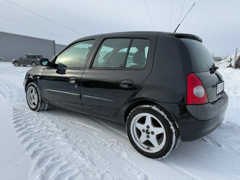Renault Clio 1.5 DCI, снимка 6 - Автомобили и джипове - 53594204