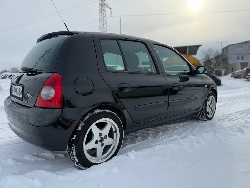 Renault Clio 1.5 DCI, снимка 5 - Автомобили и джипове - 53594204