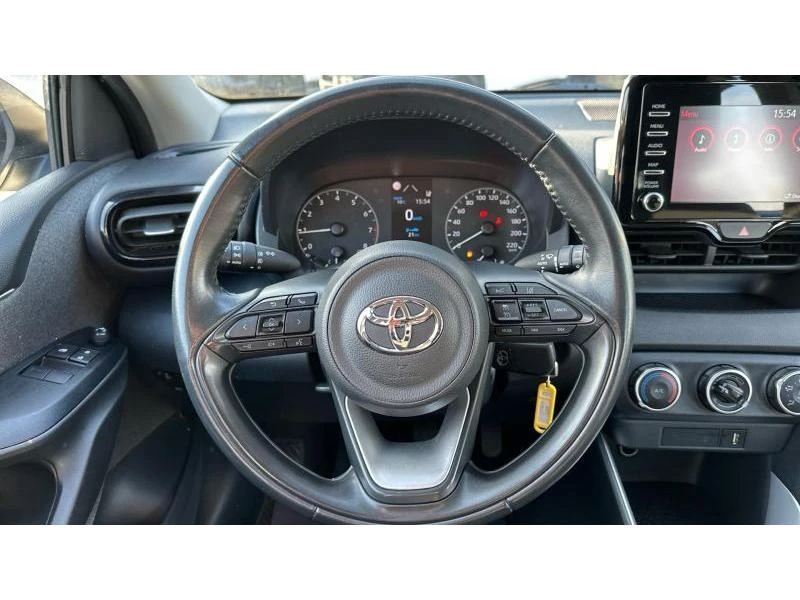 Toyota Yaris YARIS 1.5P ACTIVE, снимка 13 - Автомобили и джипове - 52949033