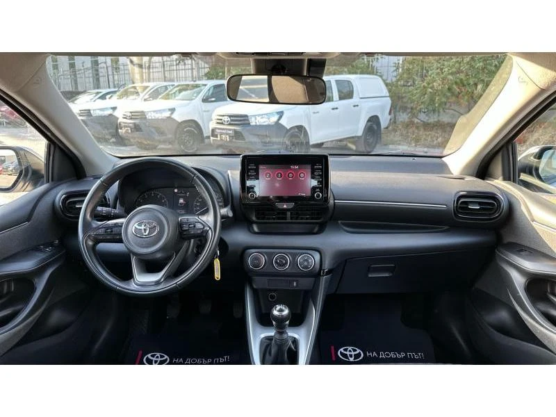Toyota Yaris YARIS 1.5P ACTIVE, снимка 8 - Автомобили и джипове - 52949033