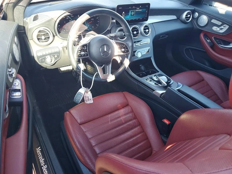 Mercedes-Benz C 300 amg* Premium Audio* Keyless* ФИКСИРАНА ЦЕНА - изображение 8