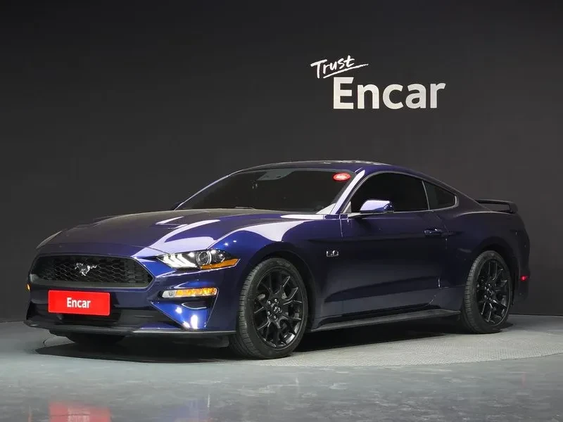 Ford Mustang Coupe
