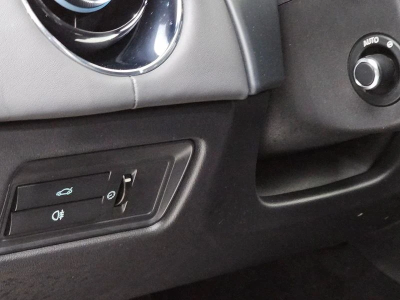 Jaguar Xj 3.0 Automatic, снимка 13 - Автомобили и джипове - 55926416