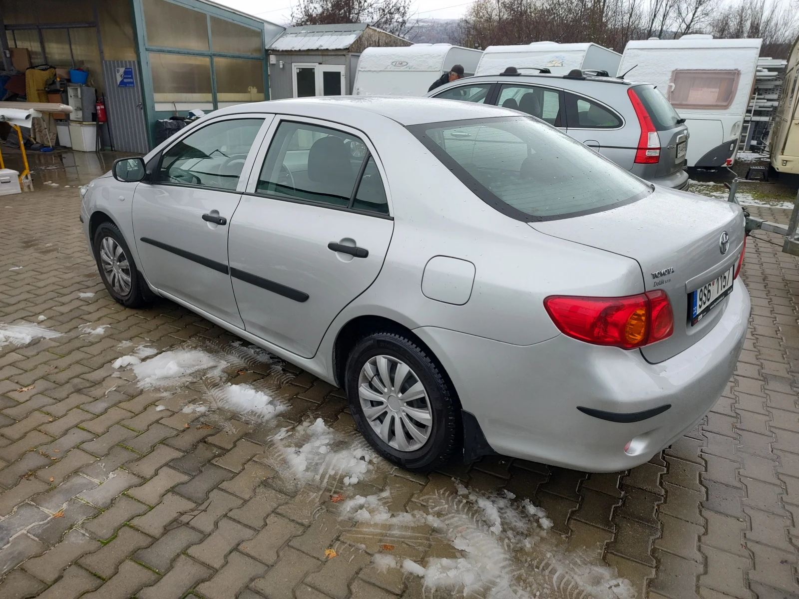 Toyota Corolla 1.3 + LPG + 6ск. - изображение 5