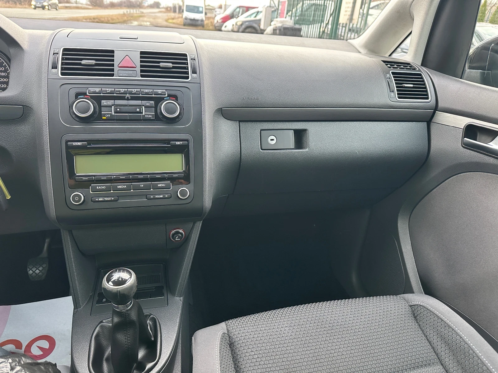 VW Touran EURO 5A | Mobile.bg — изображение 15