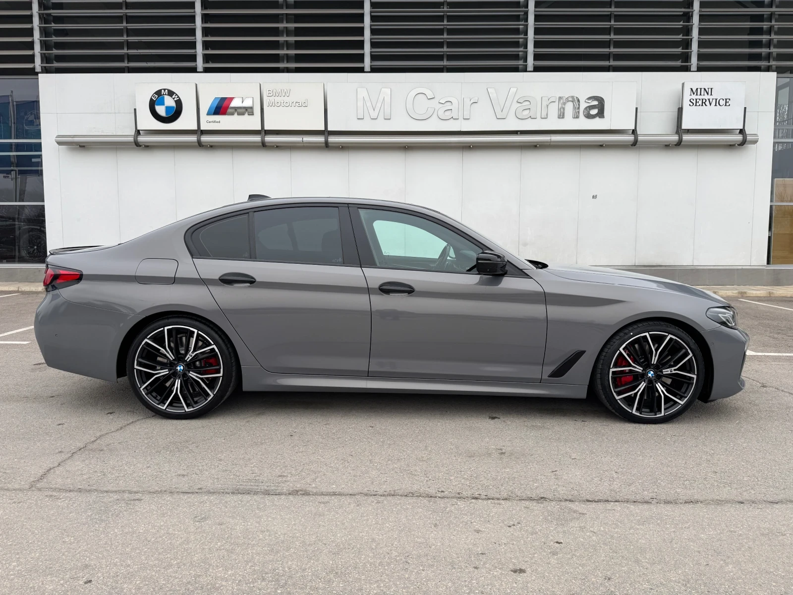 BMW 540 BMW 540i * xDrive* M-Pack*  Mild Hybrid | Mobile.bg   17