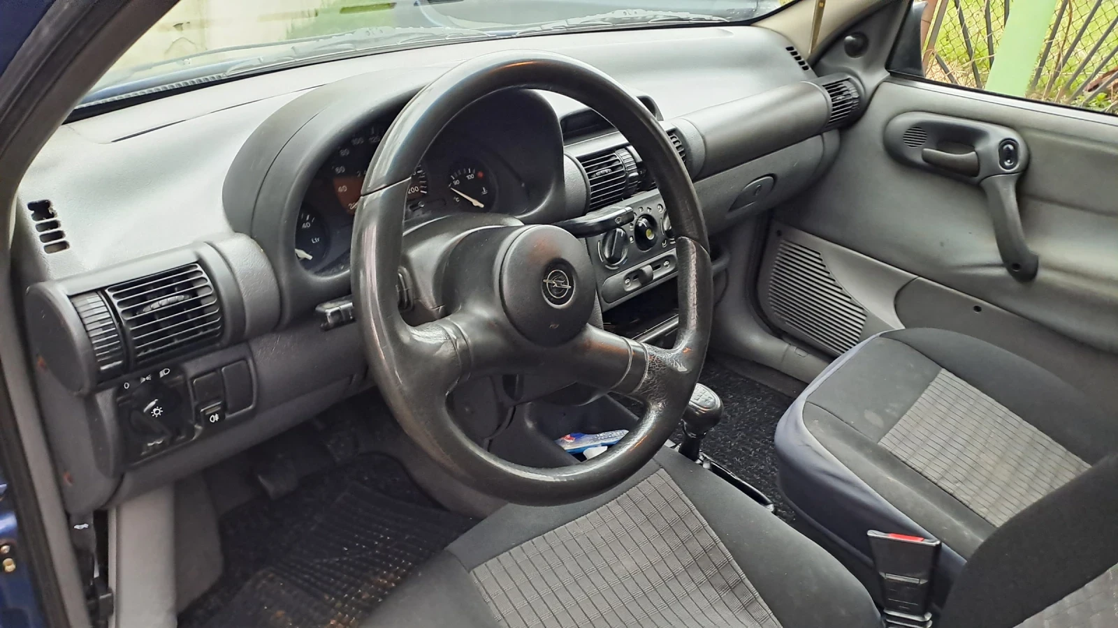 Opel Corsa  - изображение 7